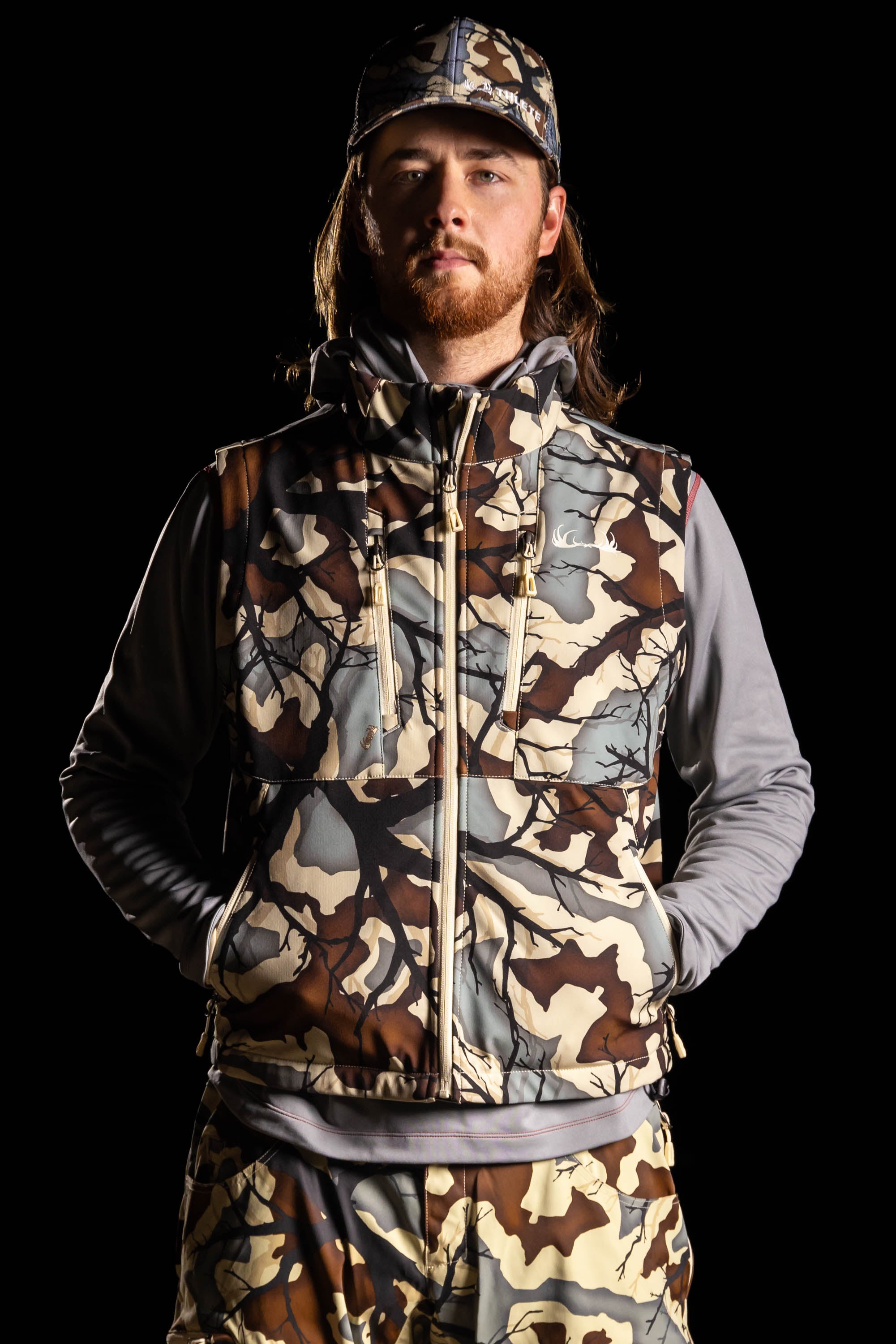 Windproof hunting outlet vest